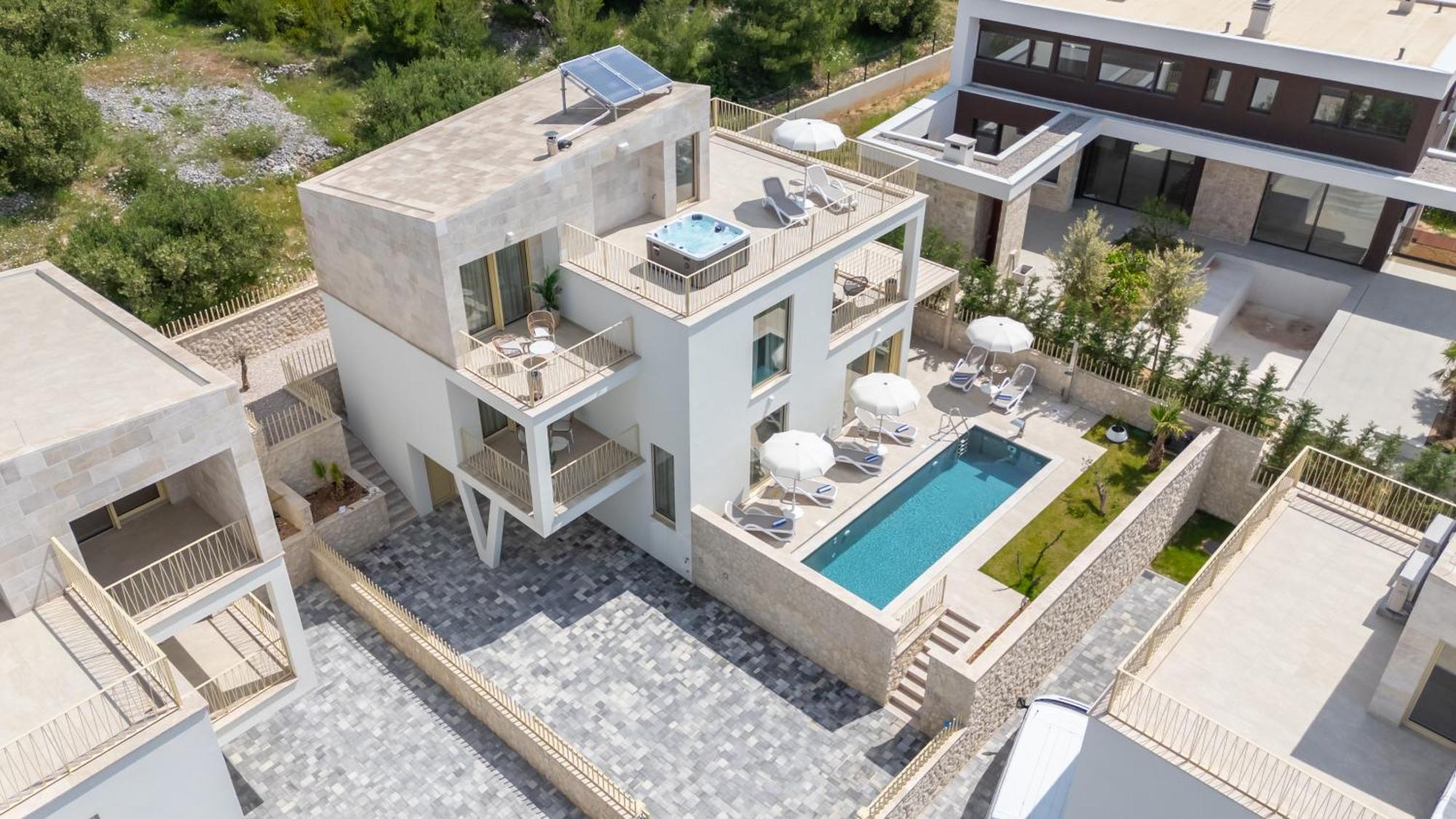 Vila New! Adore